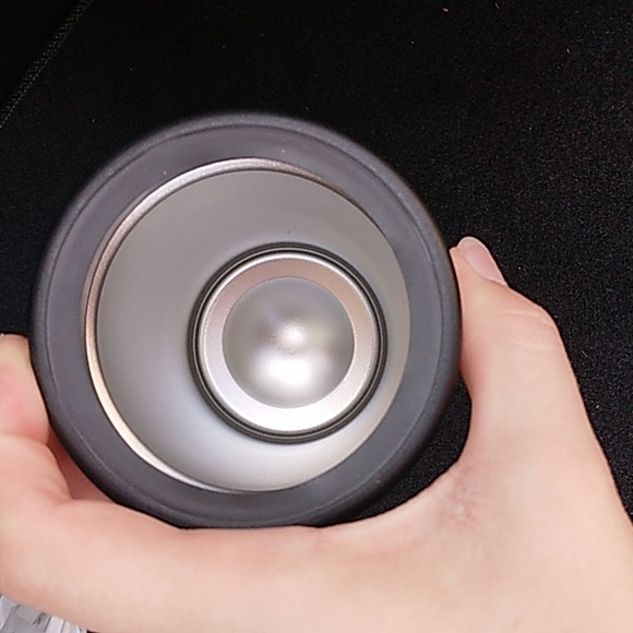 Rae Dunn insulated slim can cooler - Picture 4 of 5